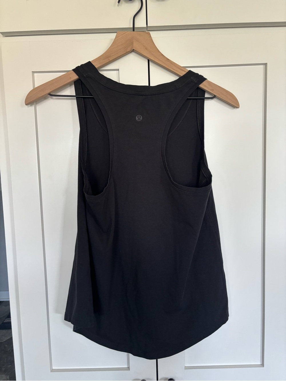 Lululemon Swiftly Tech Racerback Tank Top Black Size 6 Women Performance Layer